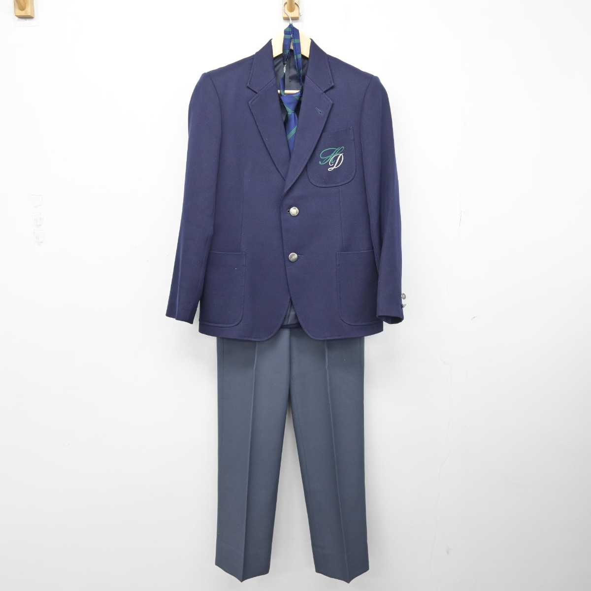 【中古】神奈川県 平戸中学校 男子制服 3点 (ブレザー・ズボン) sf053495