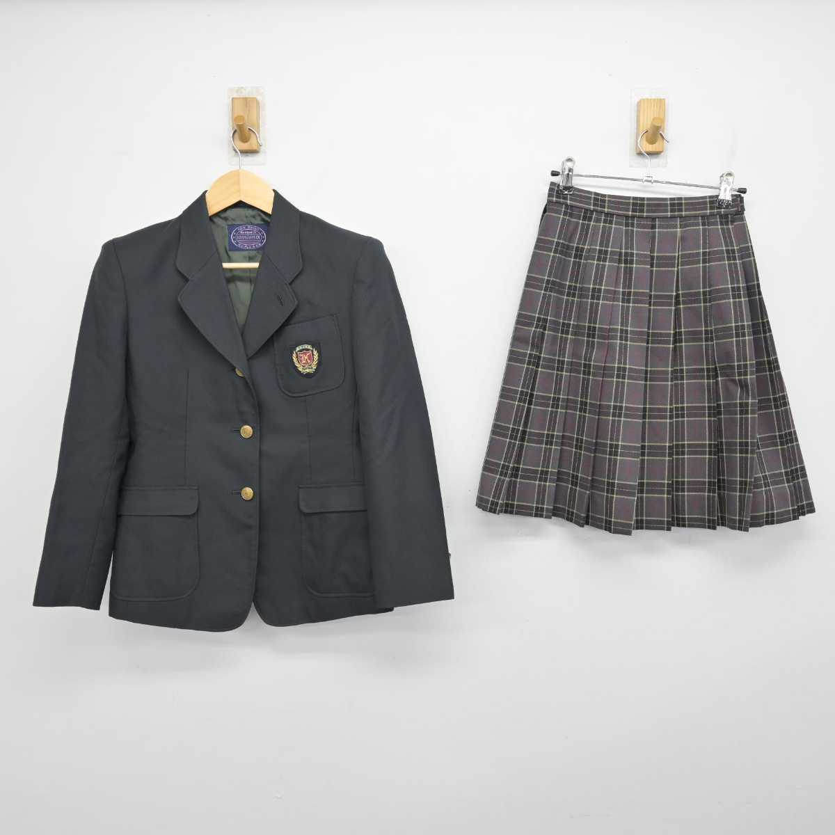 【中古】大阪府 交野市立第二中学校 女子制服 3点 (ブレザー・スカート・スカート) sf053518