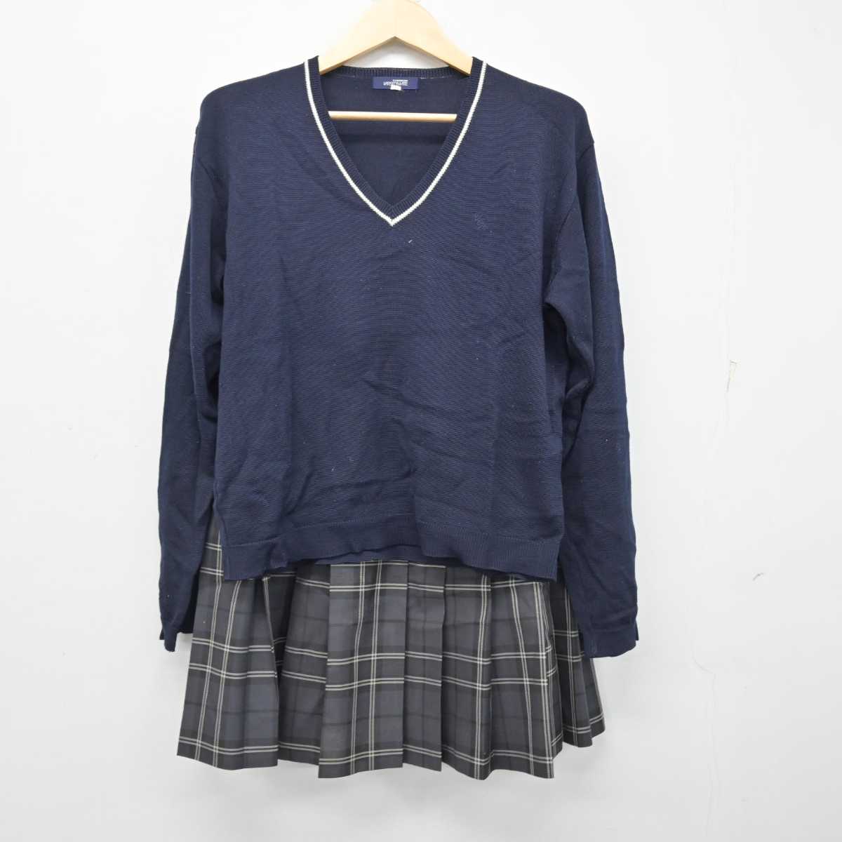 【中古】栃木県 矢板中央高等学校 女子制服 3点 (ニット・スカート) sf053631