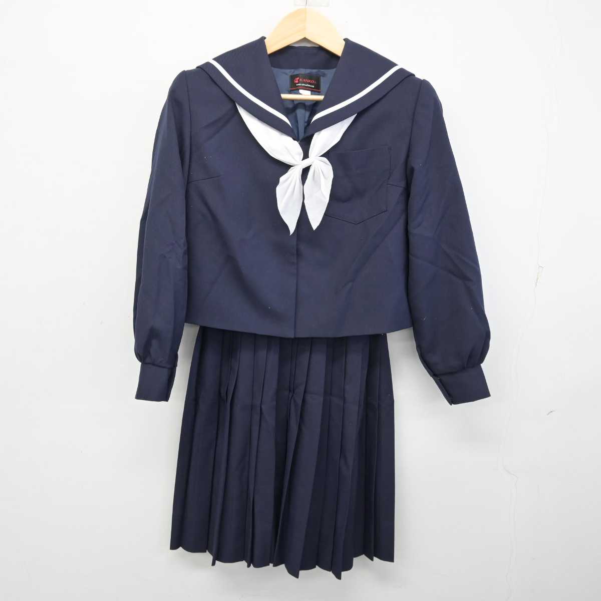 【中古】和歌山県 明和中学校 女子制服 3点 (セーラー服・スカート) sf053648