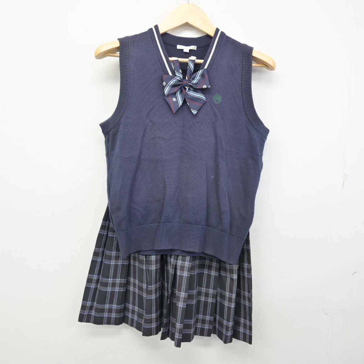 【中古】大阪府 賢明学院中学校・高等学校 女子制服 3点 (ニットベスト・スカート) sf053652