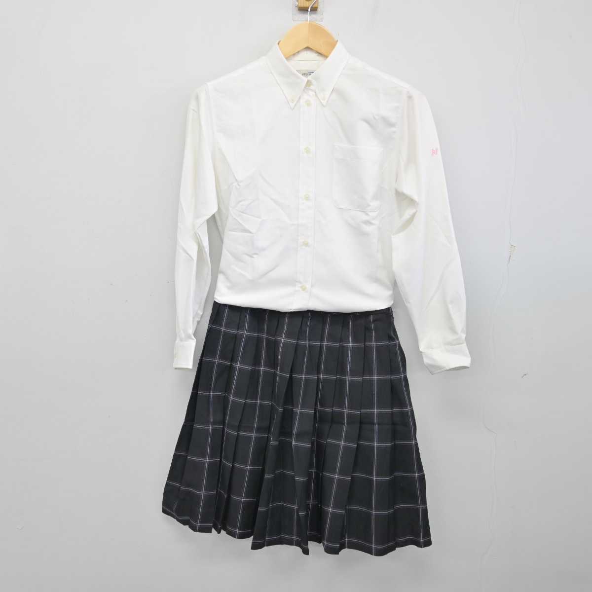 【中古】東京都 日本大学豊山女子高等学校 女子制服 3点 (シャツ・ニット・スカート) sf053769