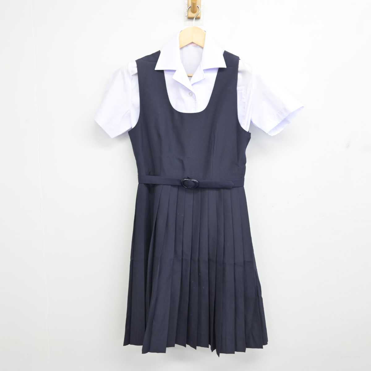 【中古】愛知県 椙山女学園高等学校 女子制服 2点 (シャツ・ジャンパースカート) sf053822