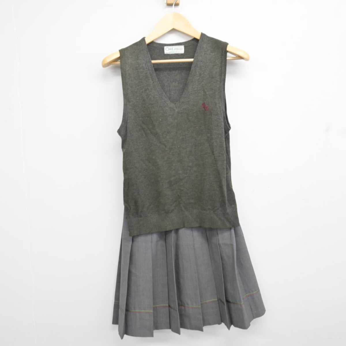 【中古】東京都 桜美林中学校/旧制服 女子制服 2点 (ニットベスト・スカート) sf053843