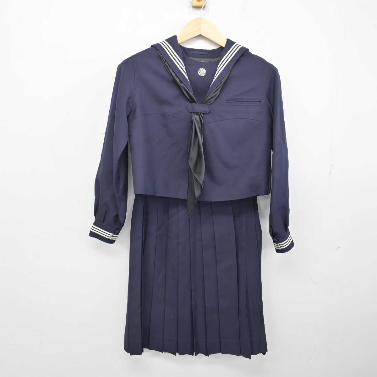 【中古】東京都 学習院女子高等科 女子制服 3点 (セーラー服・スカート) sf053951