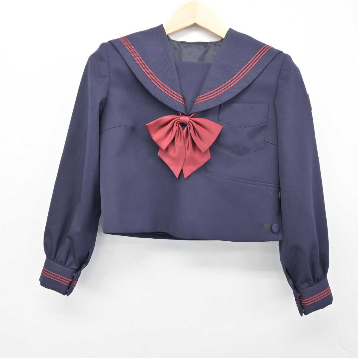 【中古】神奈川県 横浜隼人高等学校 女子制服 4点 (セーラー服・スカート) sf053976