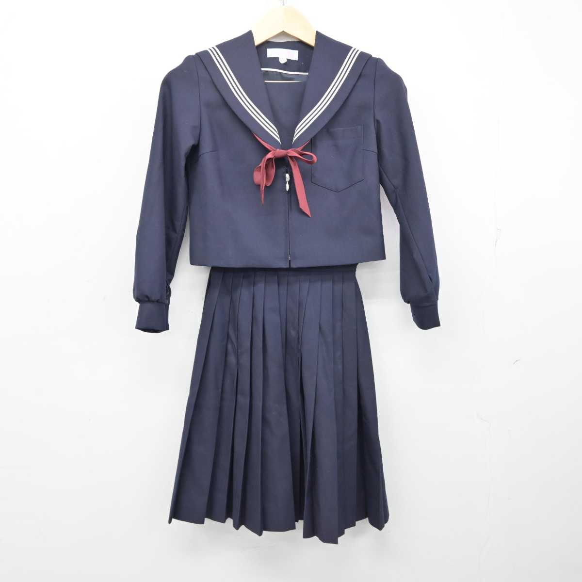 【中古】愛知県 青山中学校 女子制服 3点 (セーラー服・スカート) sf054104