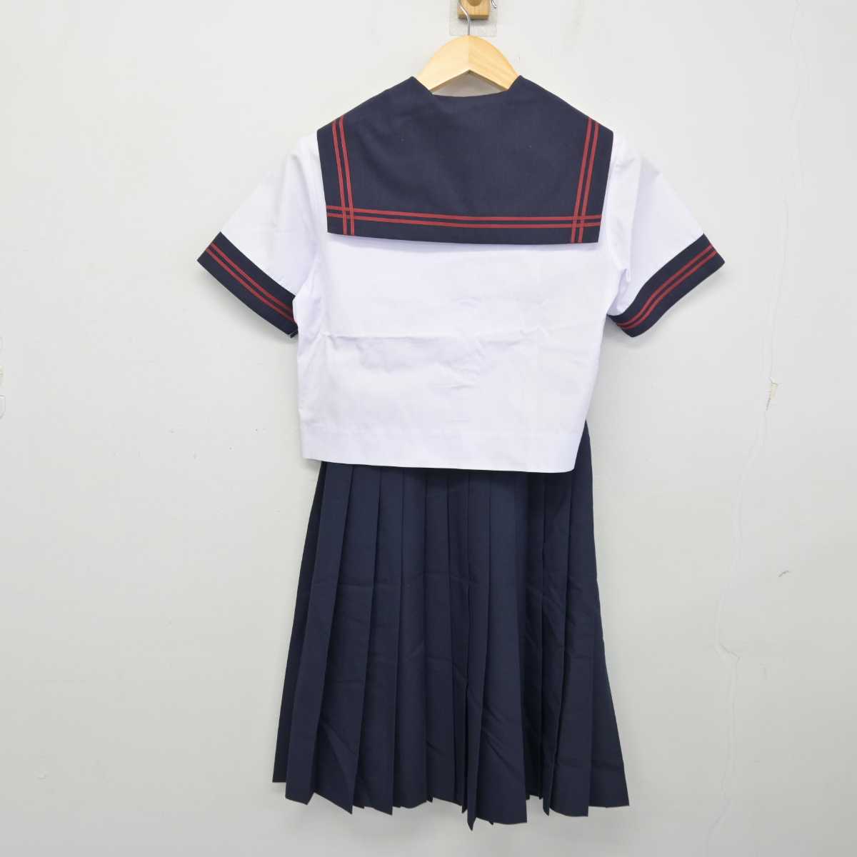 【中古】群馬県 宮郷中学校 女子制服 3点 (セーラー服・スカート) sf054157