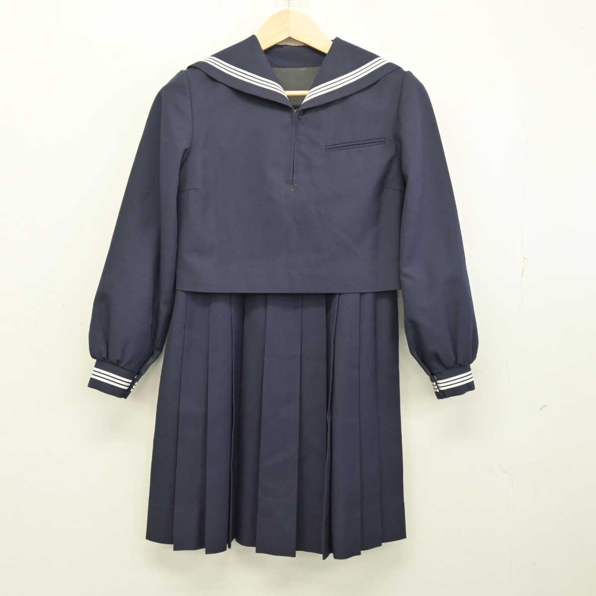 【中古】福岡県 修猷館高等学校 女子制服 2点 (セーラー服・ジャンパースカート) sf054186