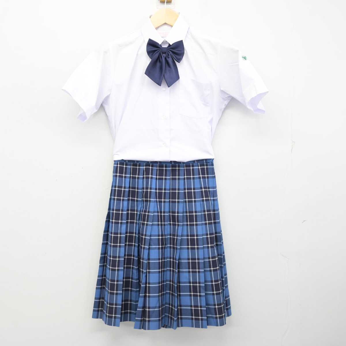 【中古】山梨県 甲府城西高等学校 女子制服 4点 (シャツ・スカート) sf054200