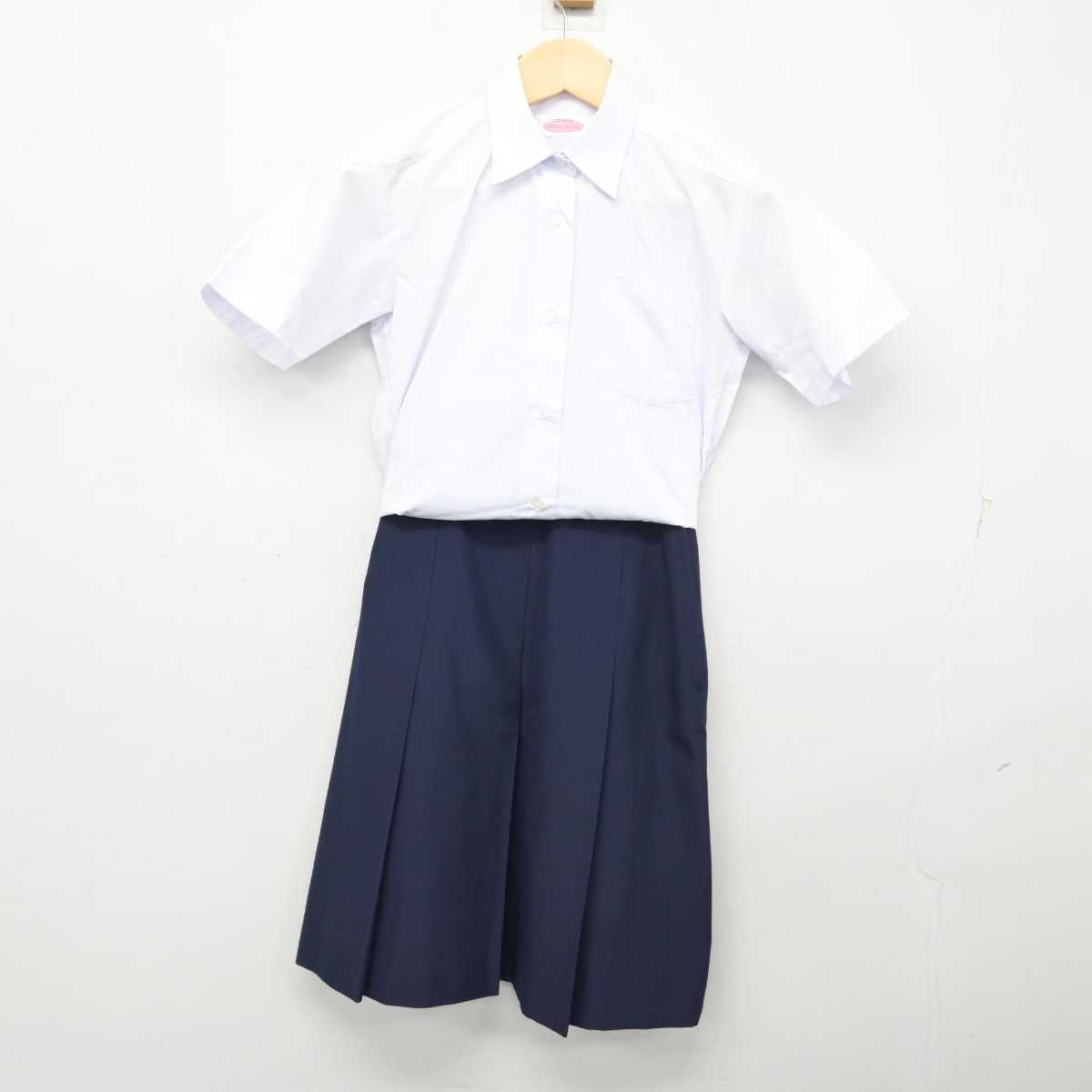 【中古】千葉県 高洲中学校 女子制服 2点 (シャツ・スカート) sf054218