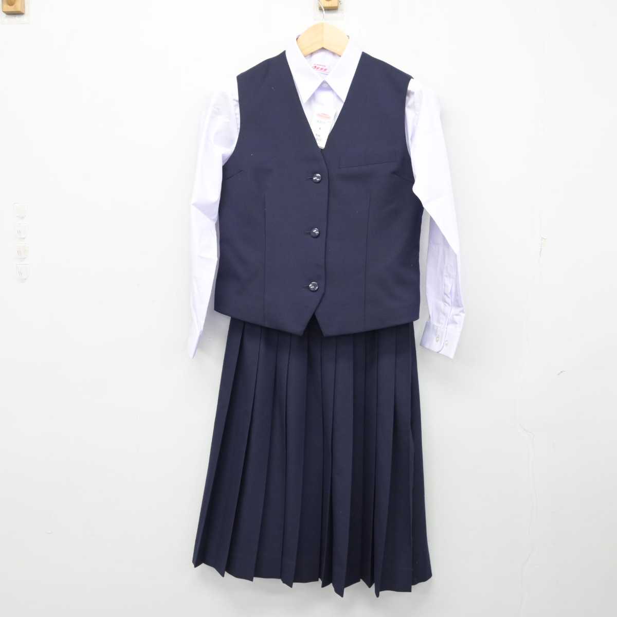 【中古】埼玉県 白幡中学校 女子制服 6点 (ブレザー・ベスト・シャツ・スカート) sf054257