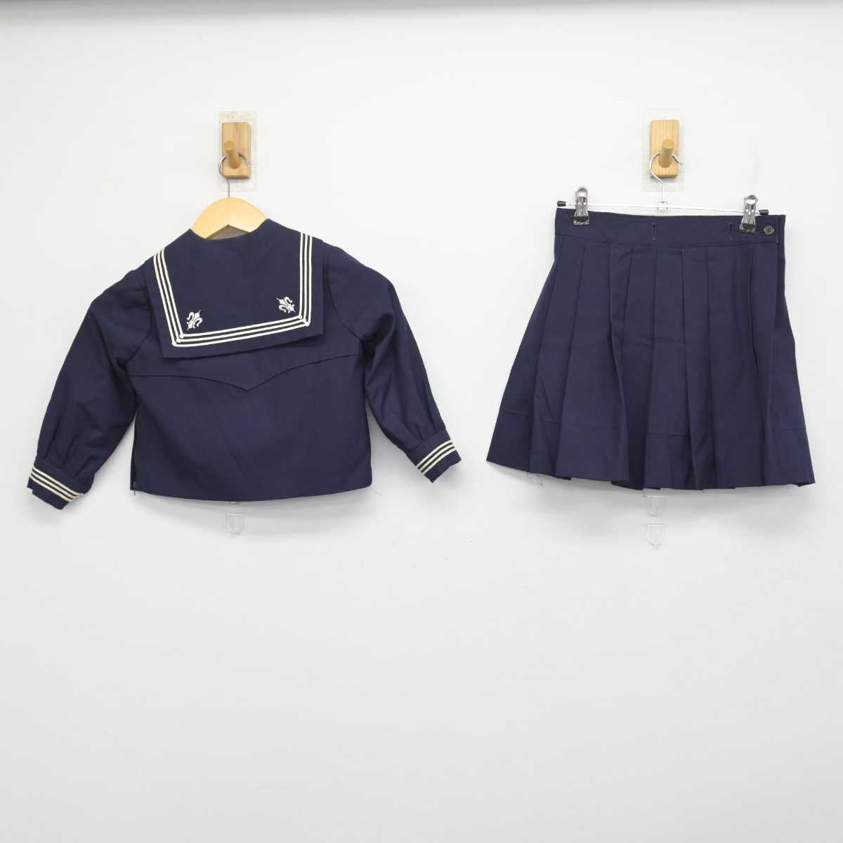 【中古】神奈川県 湘南白百合学園小学校 女子制服 4点 (セーラー服・スカート) sf054281