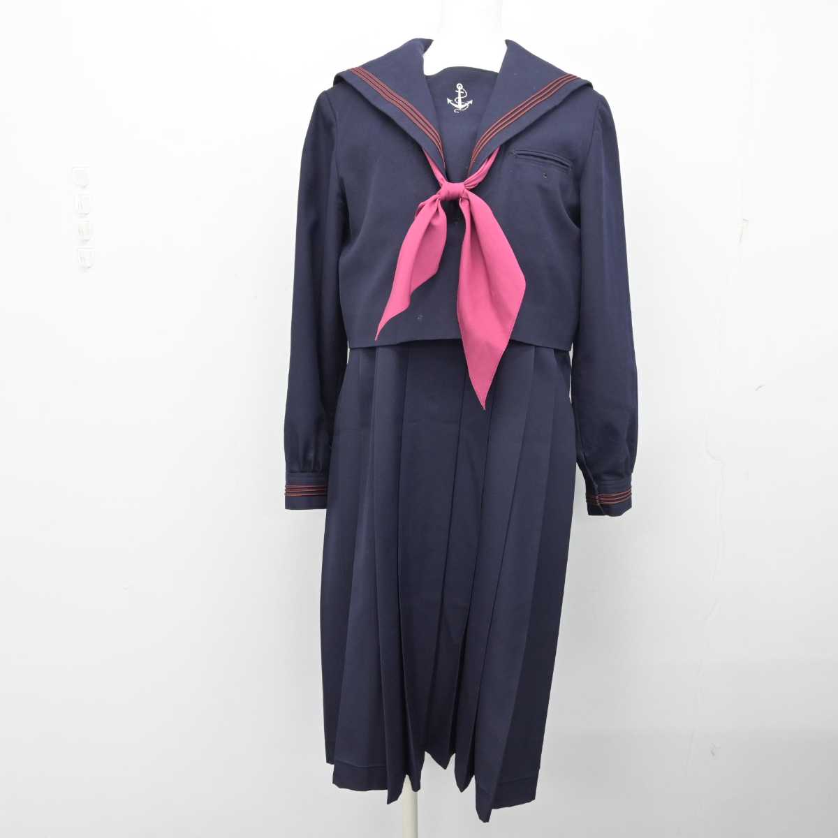 【中古】福岡県 福岡女学院高等学校 女子制服 3点 (セーラー服・ジャンパースカート) sf054336