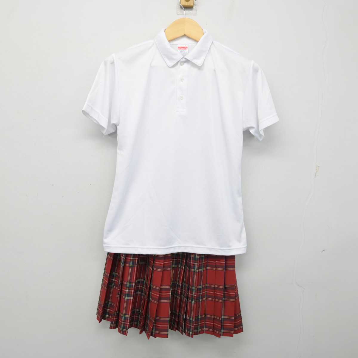 【中古】高知県 土佐女子中学高等学校/吹奏楽部 女子制服 3点 (体操服 上・スカート) sf054373