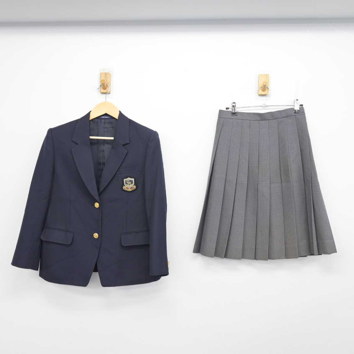 【中古】北海道 苫小牧高等商業学校 女子制服 2点 (ブレザー・スカート) sf054437