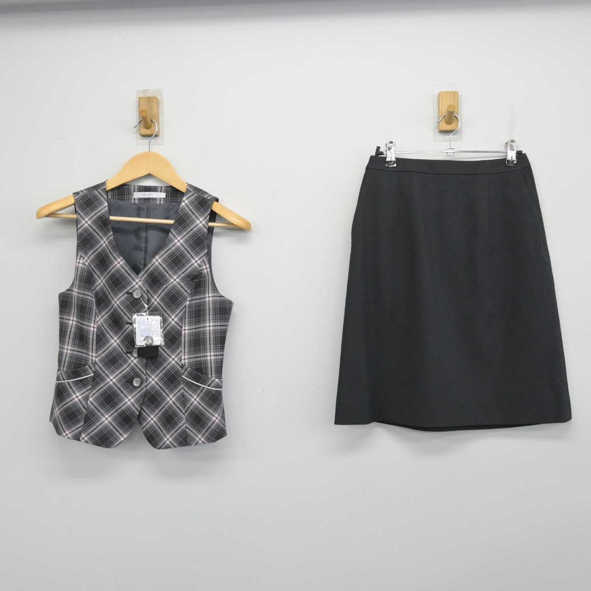 【中古】 事務服 女子制服 2点 (ベスト・スカート) sf054438