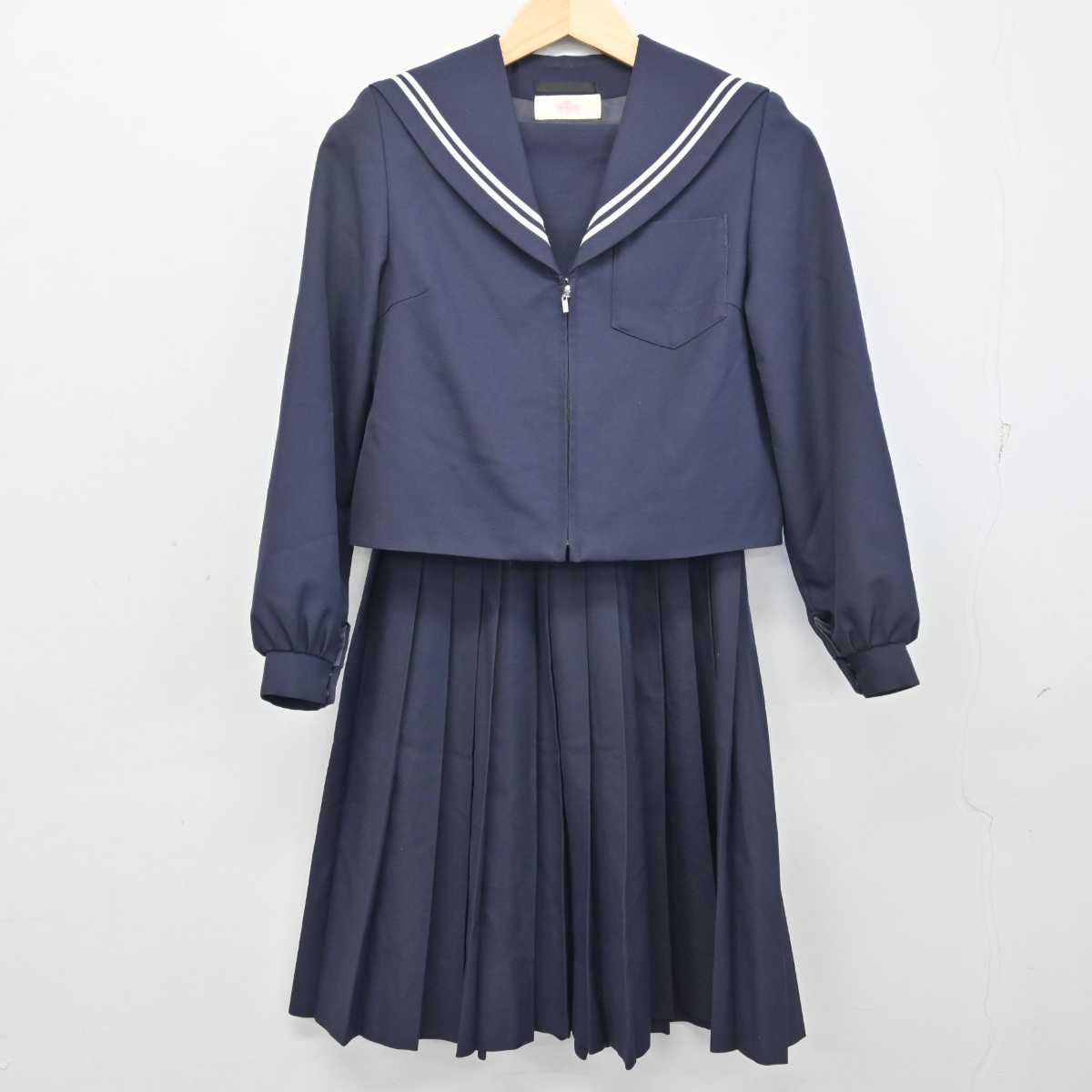 【中古】愛知県 佐屋中学校 女子制服 2点 (セーラー服・スカート) sf054496