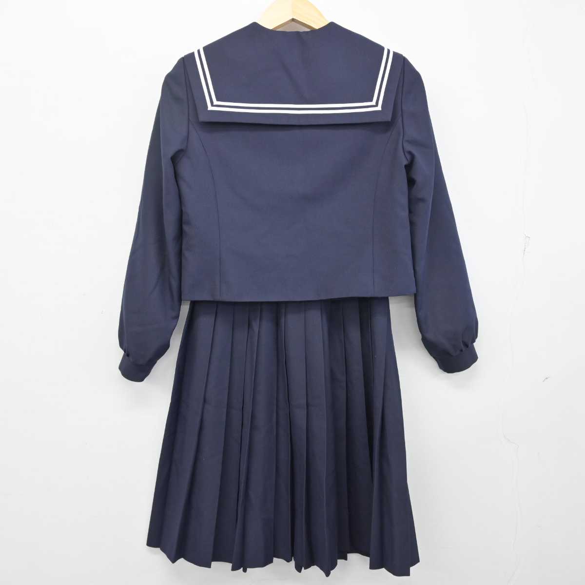 【中古】愛知県 佐屋中学校 女子制服 2点 (セーラー服・スカート) sf054496