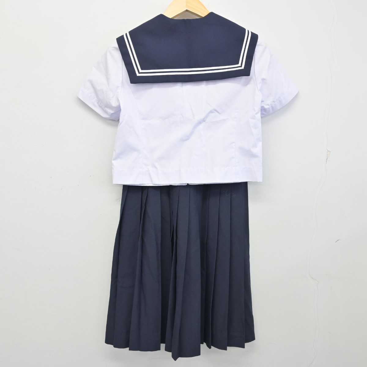 【中古】愛知県 佐屋中学校 女子制服 2点 (セーラー服・スカート) sf054497