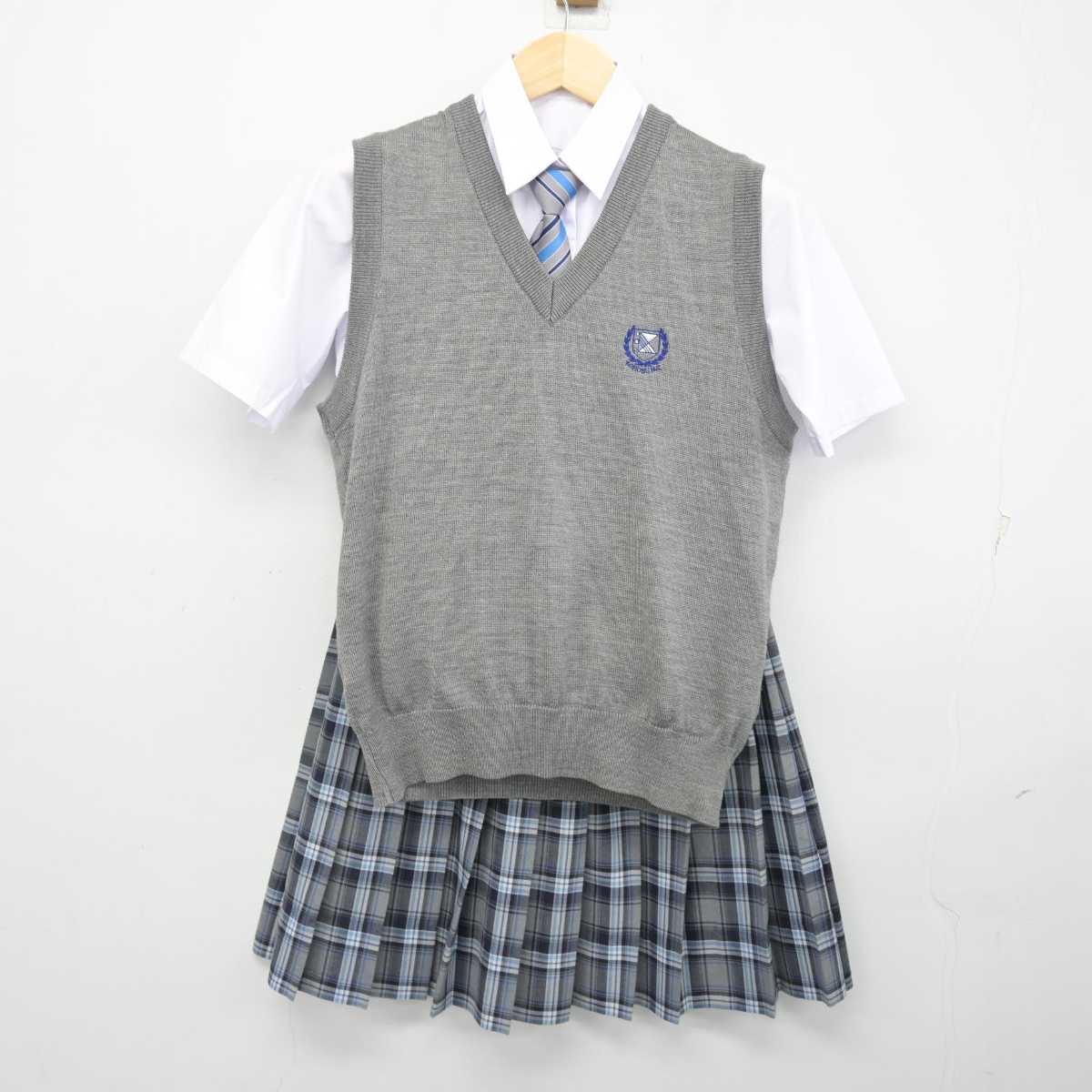 【中古】東京都 江北高等学校 女子制服 4点 (ニットベスト・シャツ・スカート) sf054591