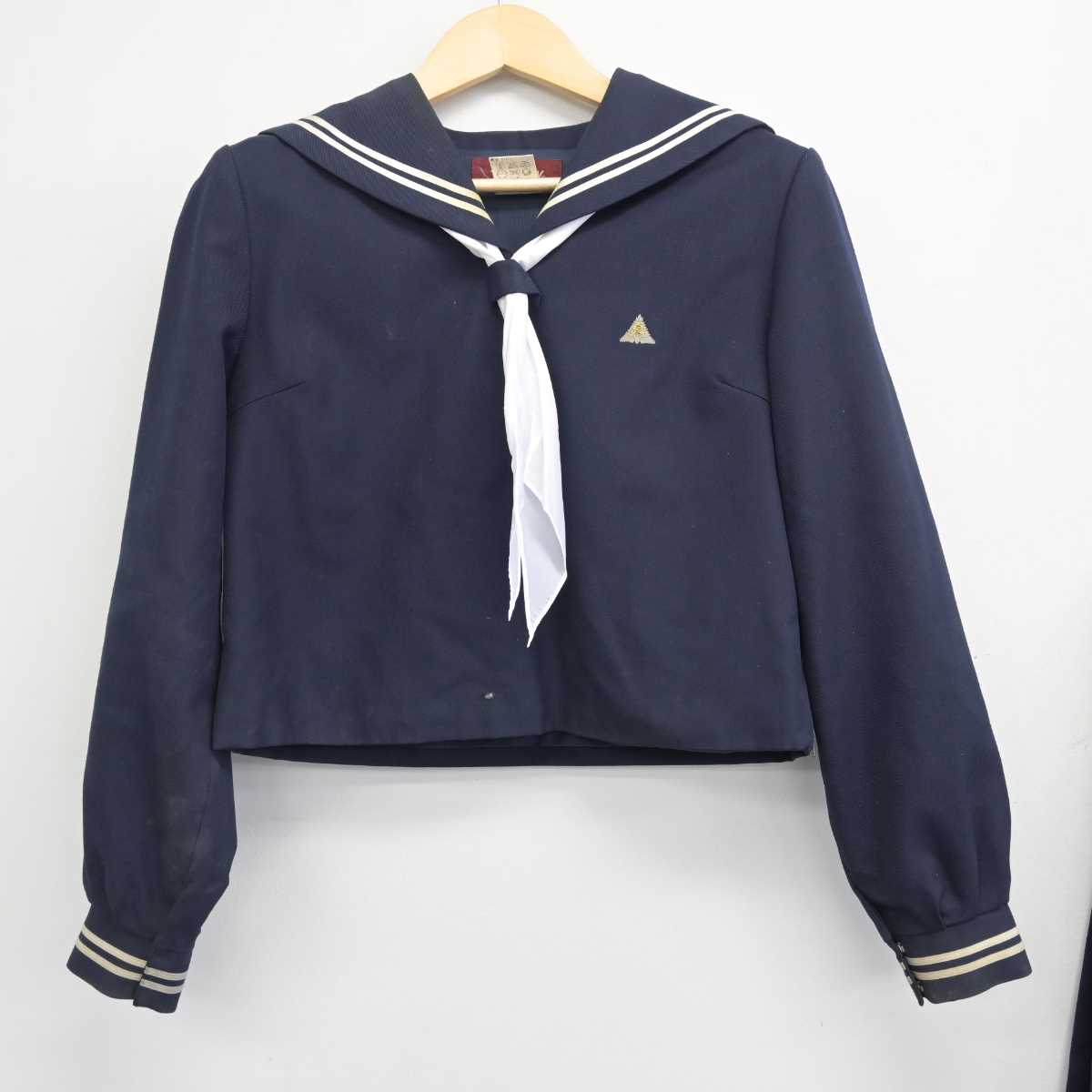 【中古】広島県 尾道東高等学校 女子制服 3点 (セーラー服・スカート) sf054703