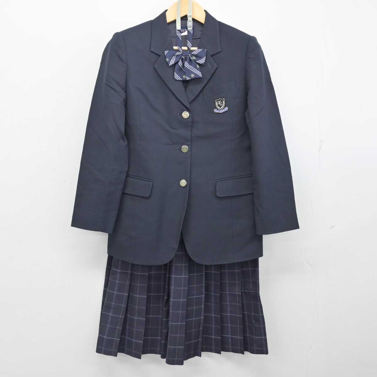 【中古】埼玉県 国際学院高等学校 女子制服 4点 (ブレザー・ニット・スカート) sf054852