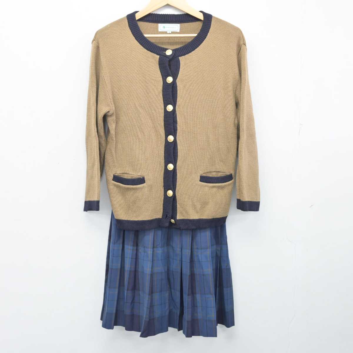 【中古】福岡県 福岡女子高等学校 女子制服 2点 (ニット・スカート) sf055043