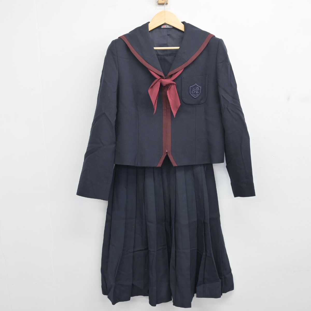 【中古】大阪府 履正社高等学校 女子制服 3点 (セーラー服・スカート) sf055124