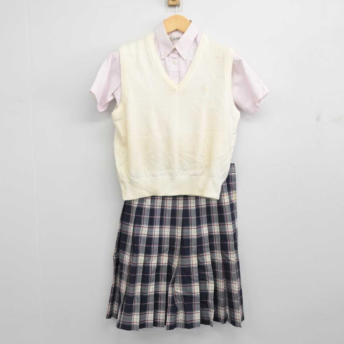 【中古】福岡県 福岡大学附属若葉高等学校 女子制服 3点 (ニットベスト・シャツ・スカート) sf055137