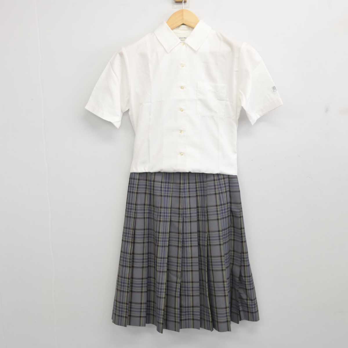 【中古】埼玉県 獨協埼玉中学高等学校 女子制服 2点 (シャツ・スカート) sf055159