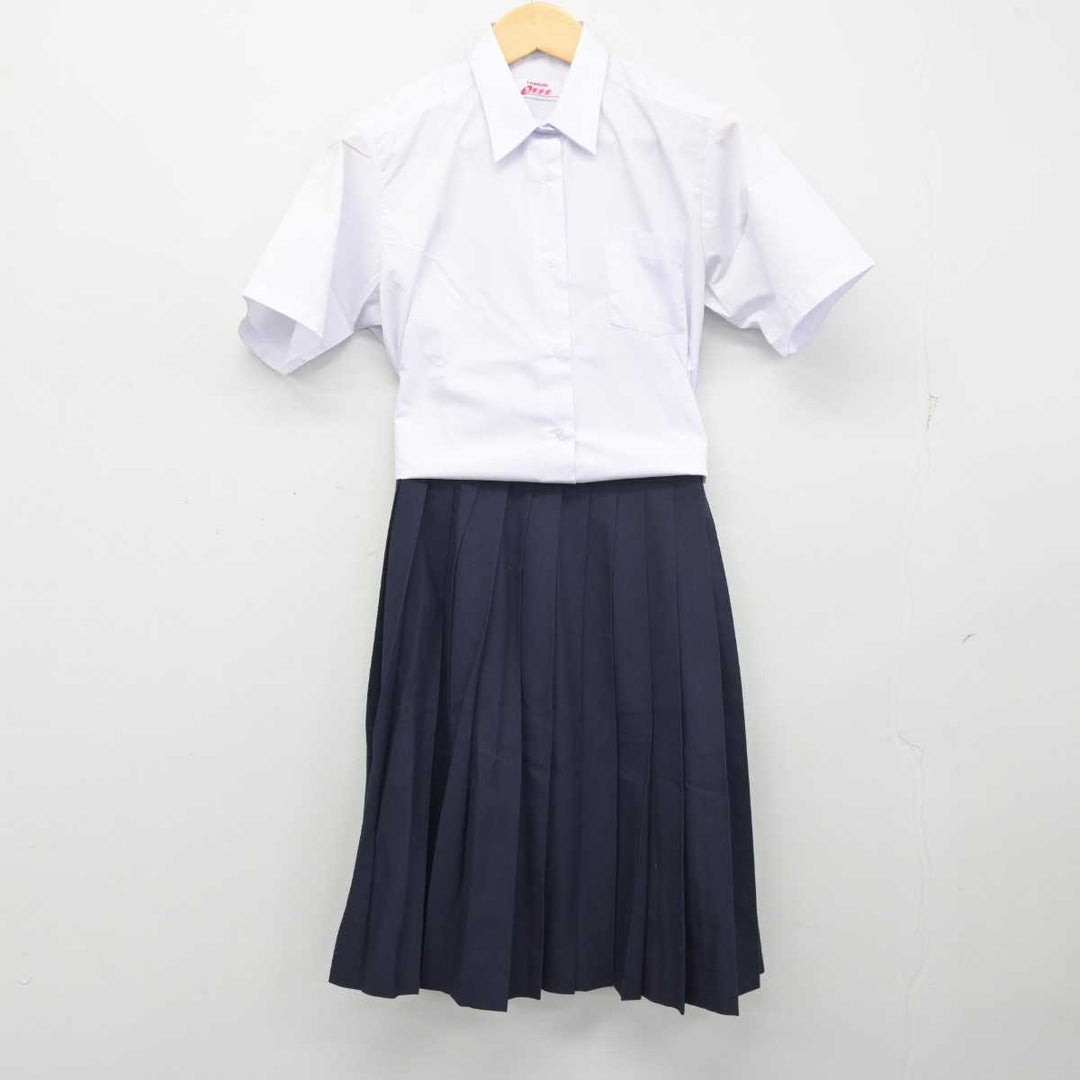 【中古】秋田県 能代第二中学校 女子制服 2点 (シャツ・スカート) sf055192 | 中古制服通販パレイド