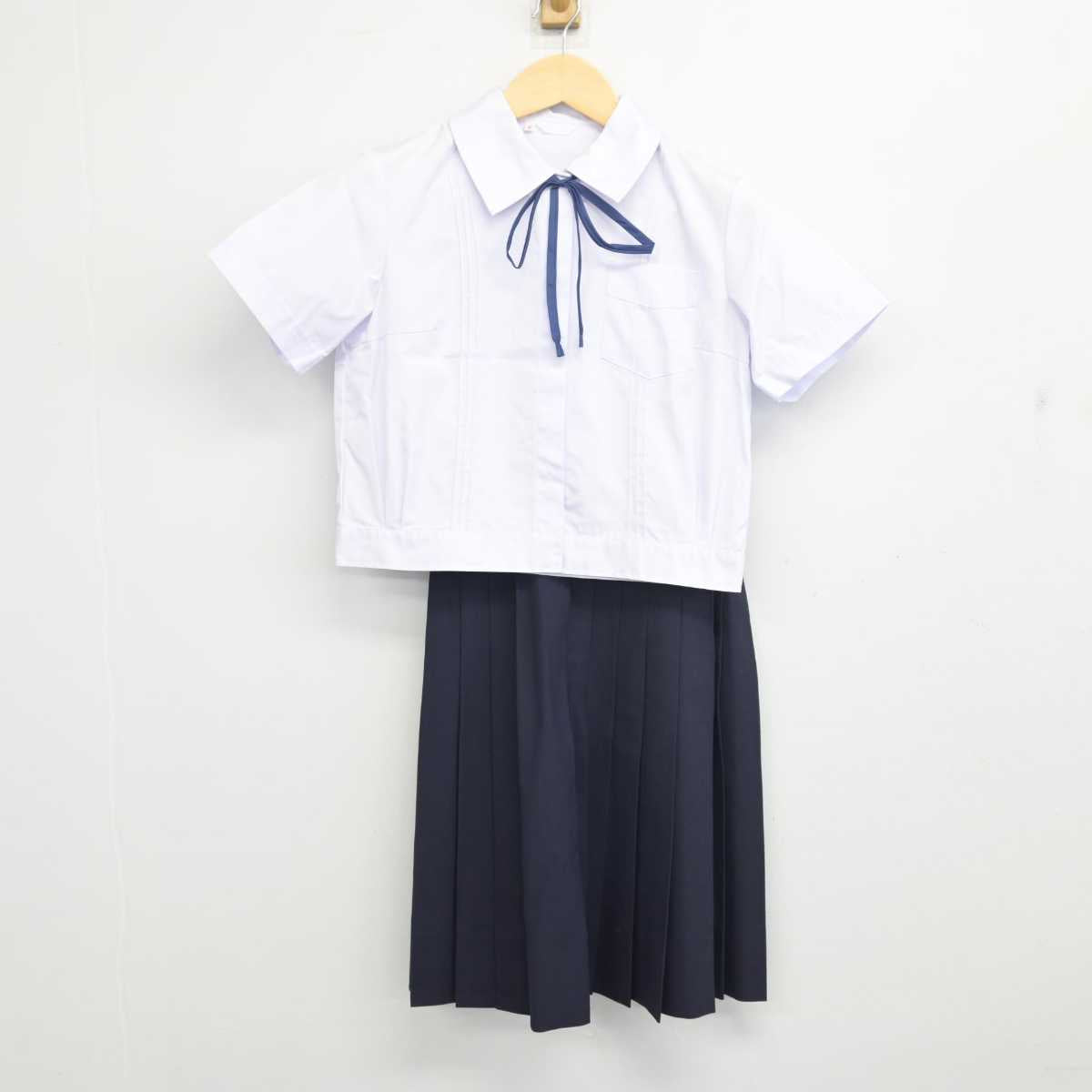 【中古】大阪府 金岡南中学校 女子制服 5点 (シャツ・シャツ・スカート) sf055256