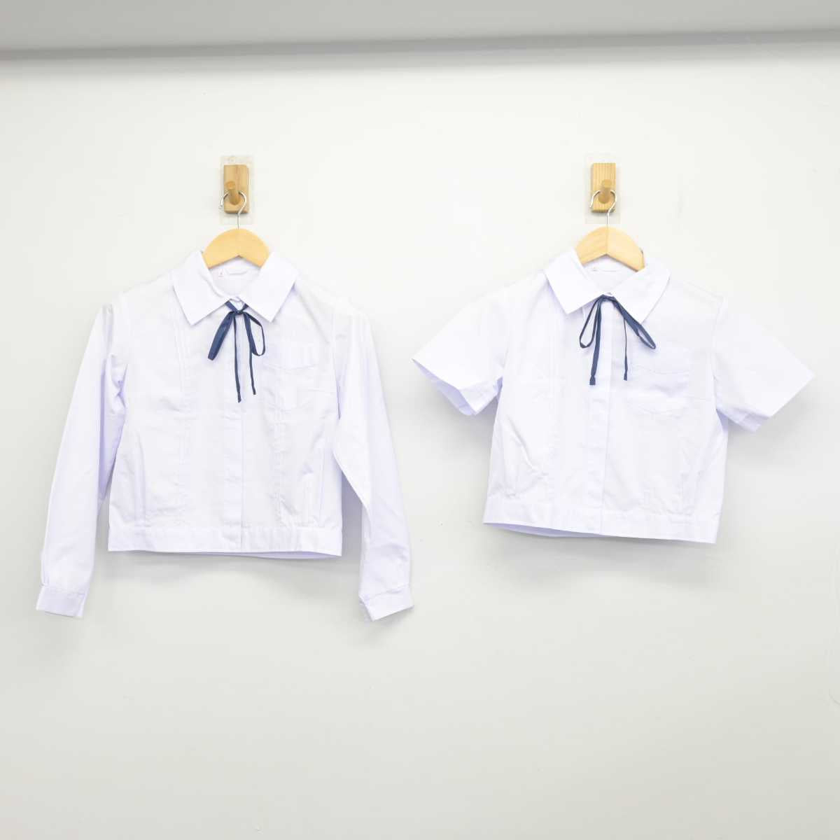 【中古】大阪府 金岡南中学校 女子制服 4点 (シャツ・シャツ) sf055257