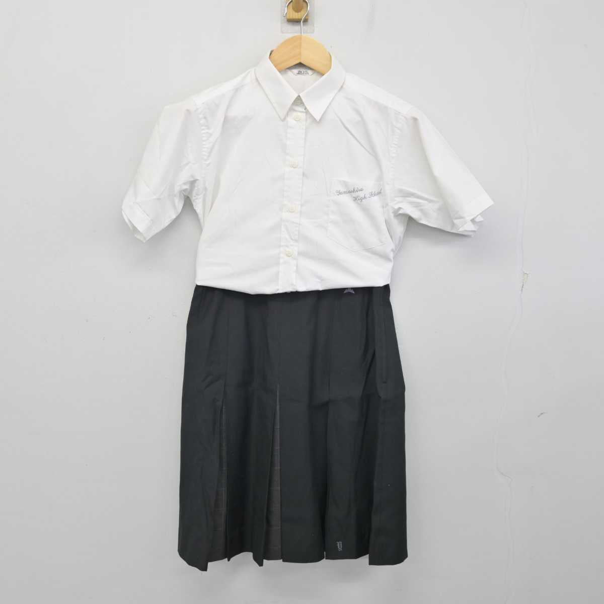 【中古】京都府 山城高等学校 女子制服 3点 (ニットベスト・シャツ・スカート) sf055274