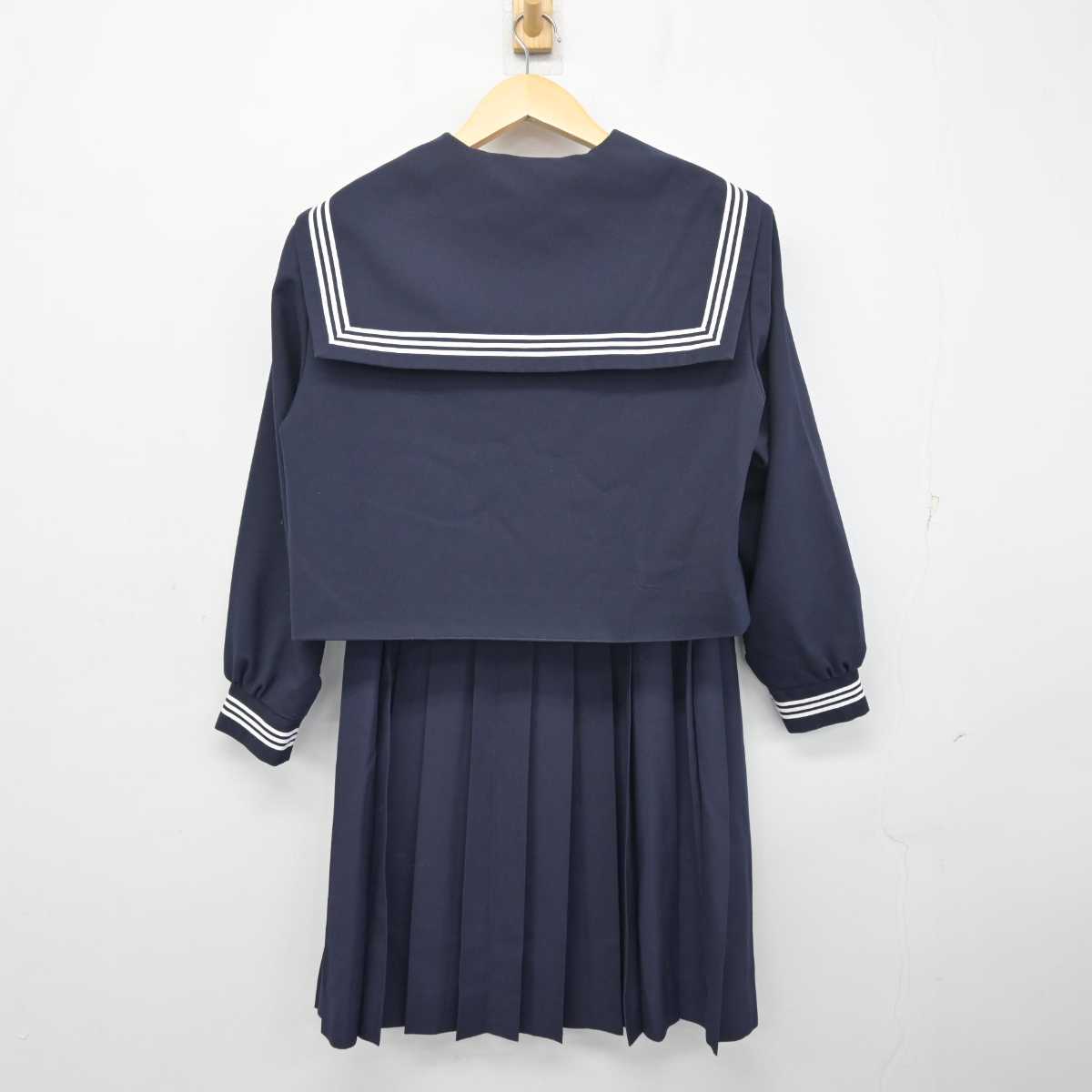 【中古】静岡県 舞阪中学校 女子制服 3点 (セーラー服・スカート) sf055315