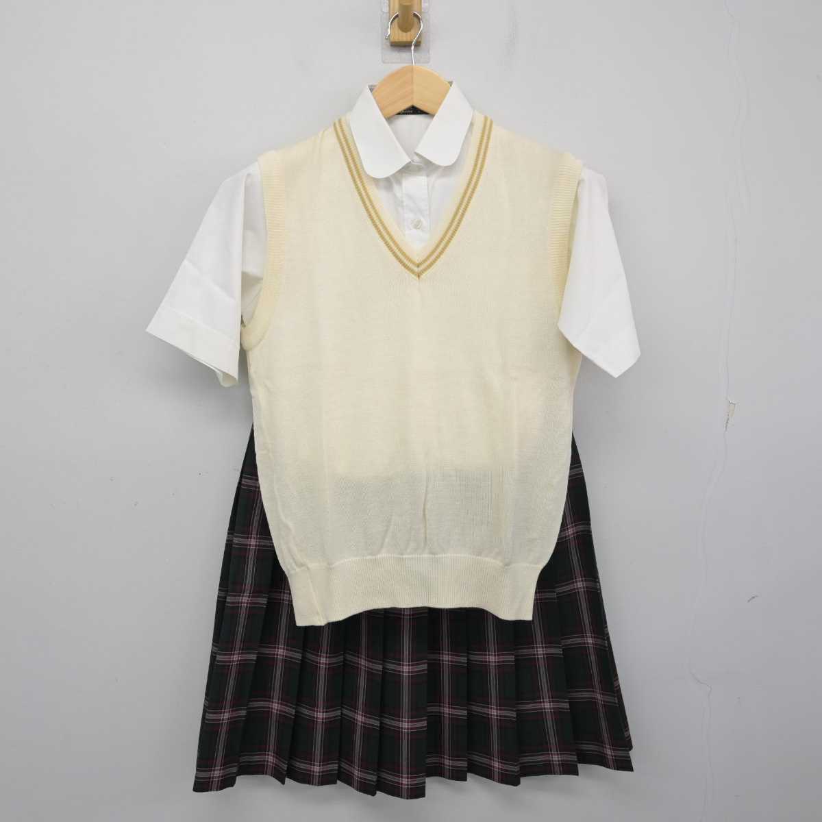 【中古】埼玉県 昌平高等学校 女子制服 3点 (ニットベスト・シャツ・スカート) sf055333