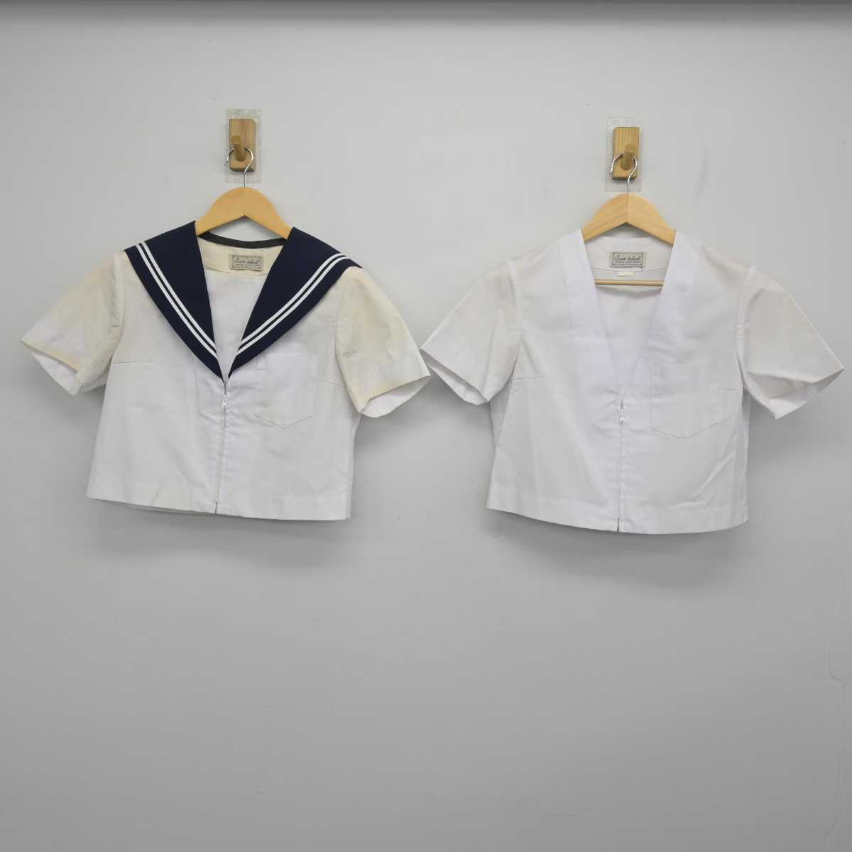 【中古】愛知県 はとり中学校 女子制服 3点 (セーラー服・スカート) sf055340