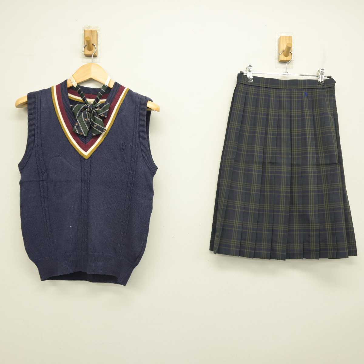 【中古】新潟県 関根学園高等学校 女子制服 3点 (ニットベスト・スカート) sf055417