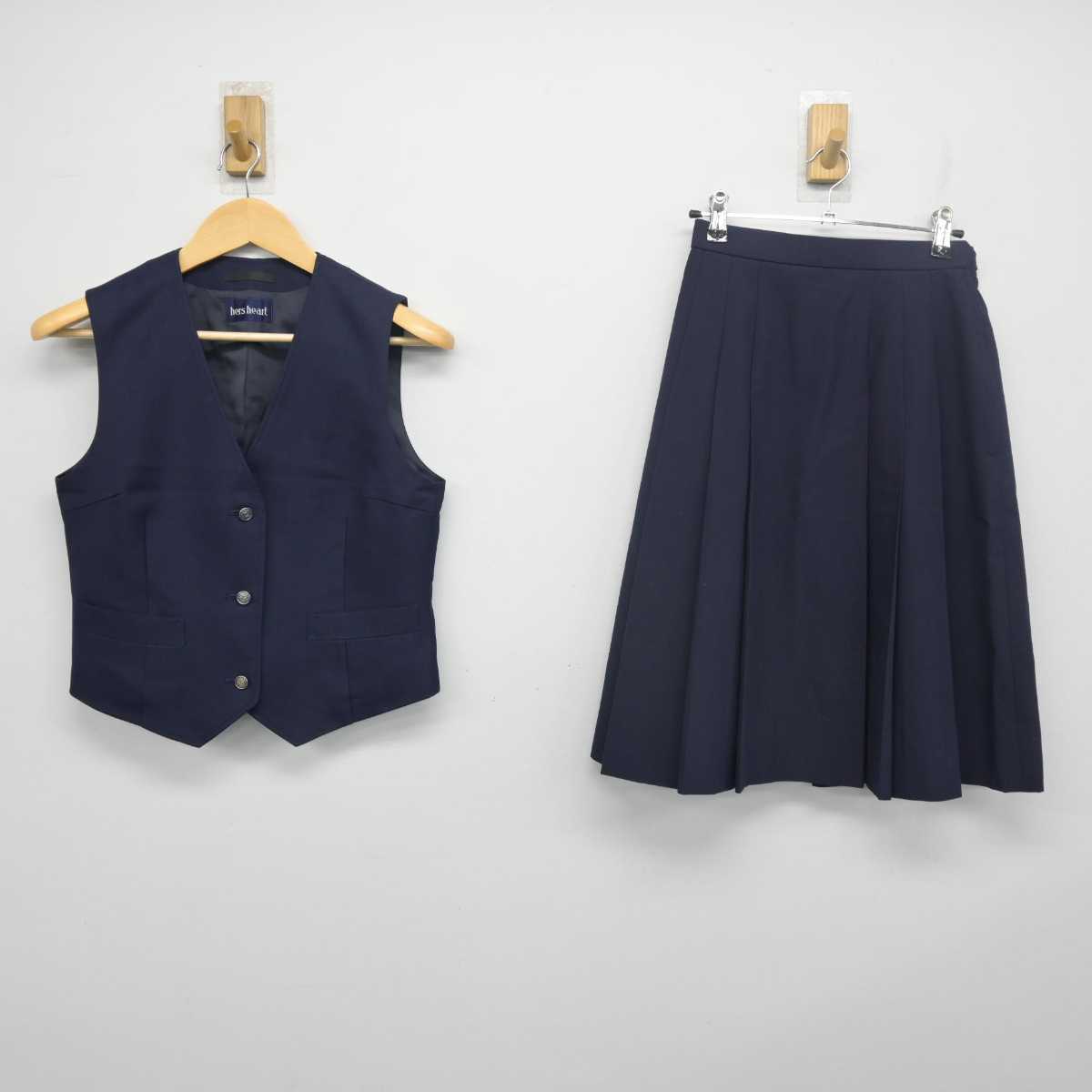 【中古】岡山県 妹尾中学校 女子制服 2点 (ベスト・スカート) sf055640