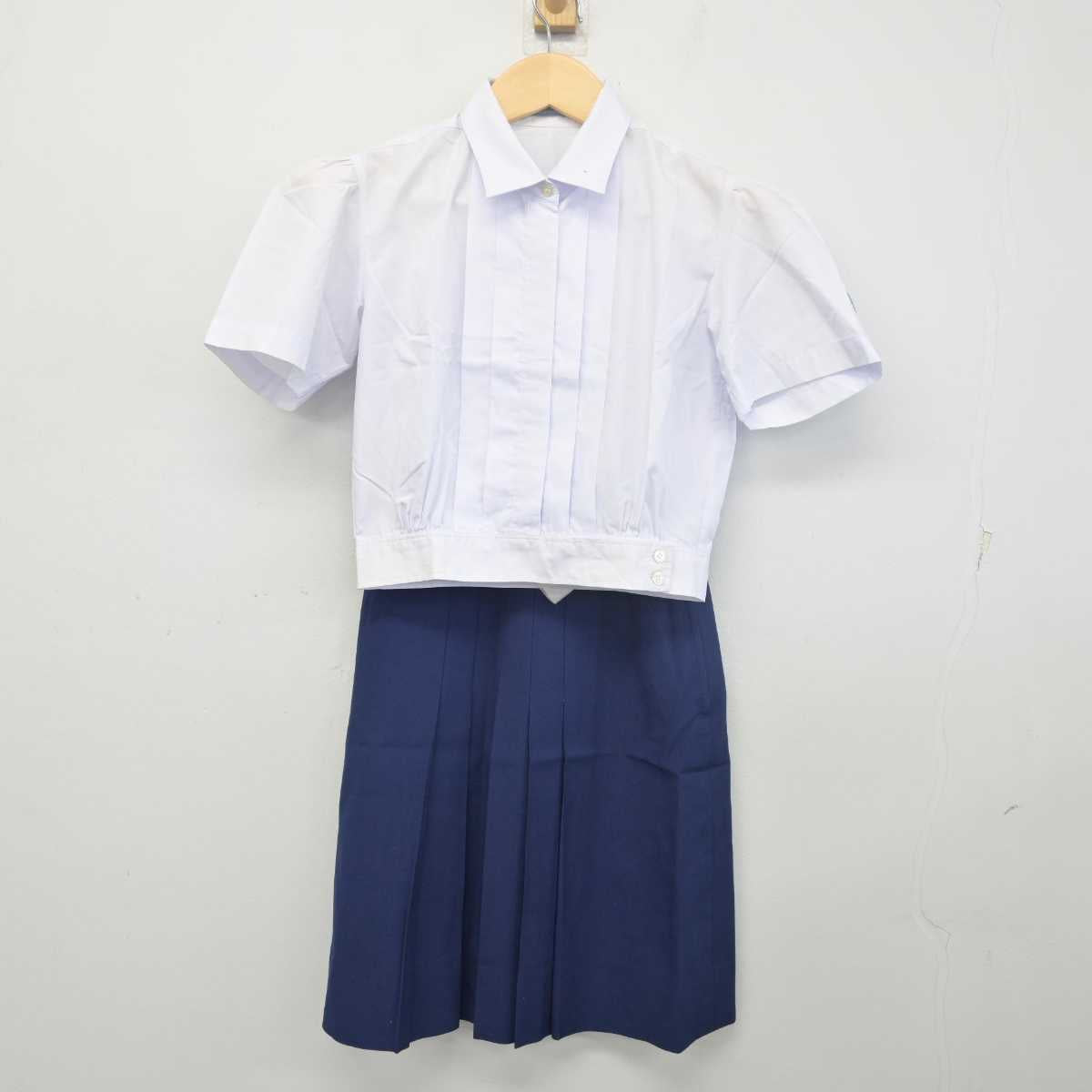 【中古】大阪府 四天王高等学校 女子制服 3点 (シャツ・スカート) sf055652