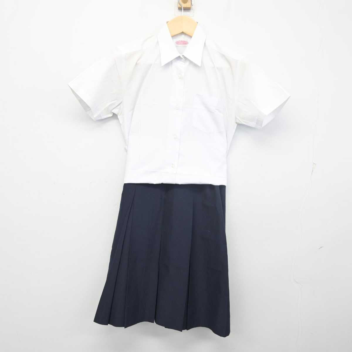 【中古】奈良県 京西中学校 女子制服 2点 (シャツ・スカート) sf055654