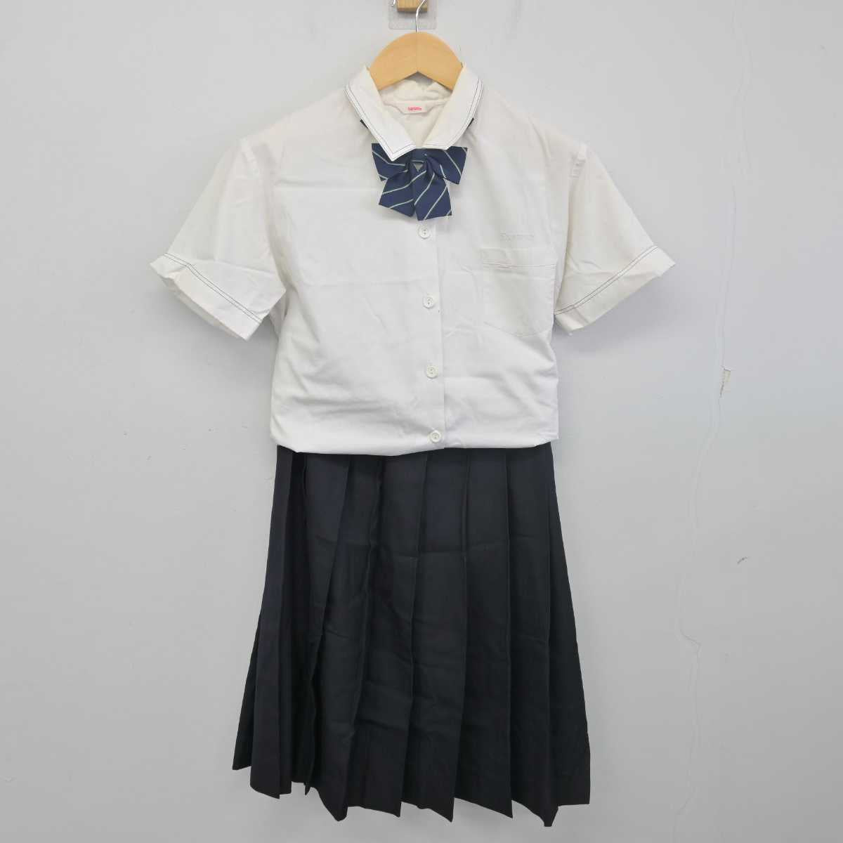 【中古】香川県 大手前丸亀中学校 女子制服 3点 (シャツ・スカート) sf055785