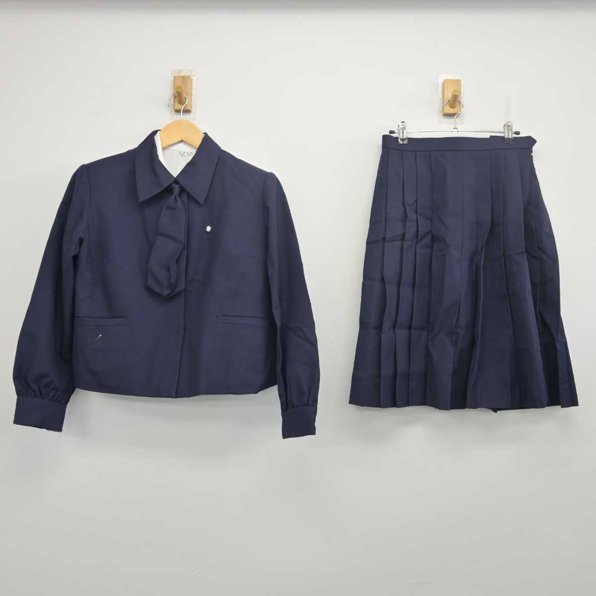 【中古】岩手県 盛岡第二高等学校 女子制服 4点 (ブレザー・シャツ・スカート) sf055800