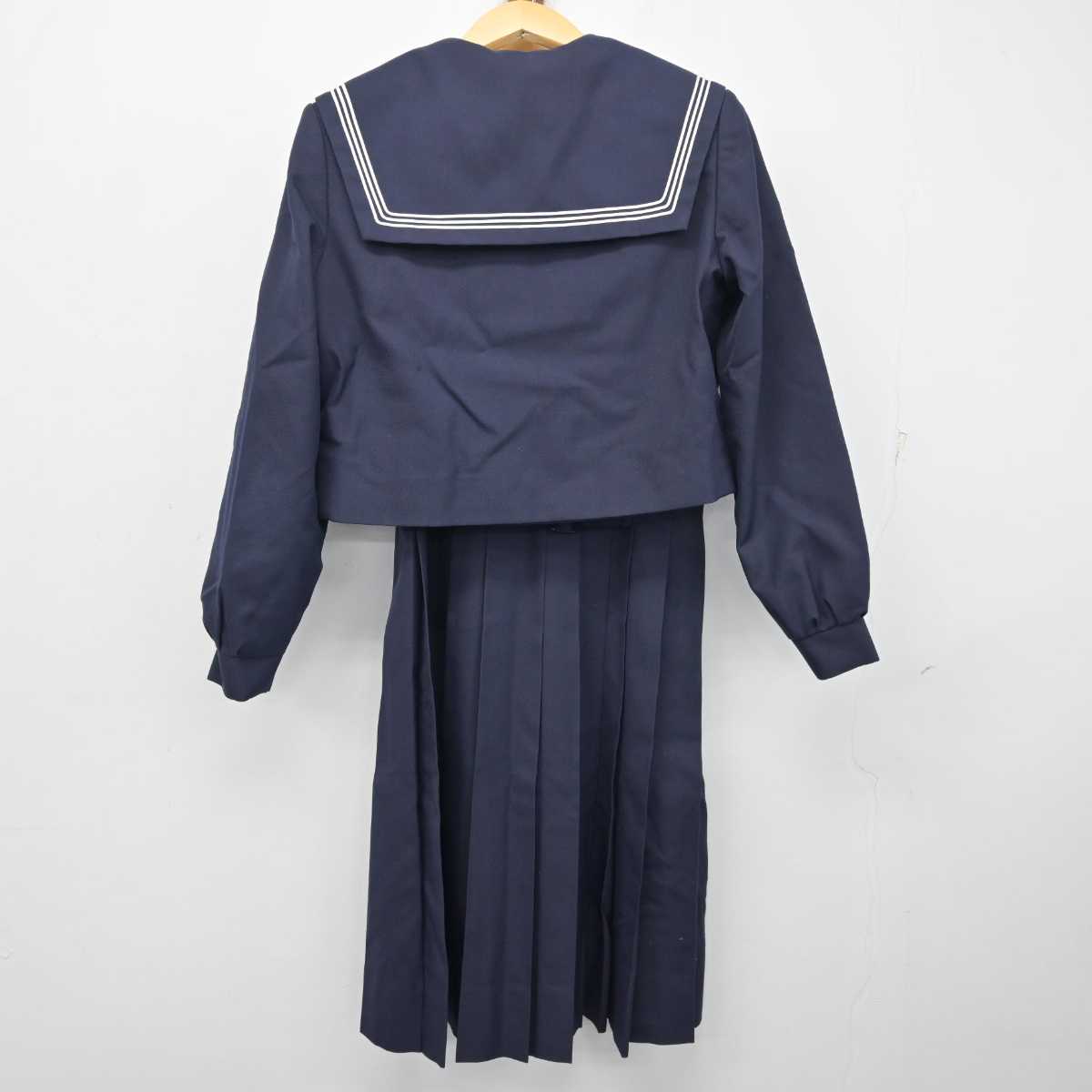 【中古】福岡県 志免東中学校 女子制服 3点 (セーラー服・ジャンパースカート) sf055993