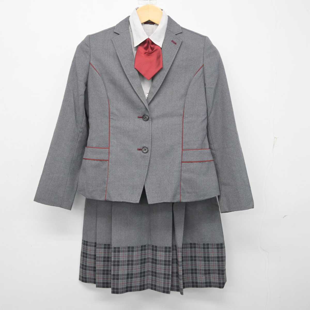 【中古】神奈川県 北鎌倉女子学園高等学校 女子制服 4点 (ブレザー・シャツ・スカート) sf056014