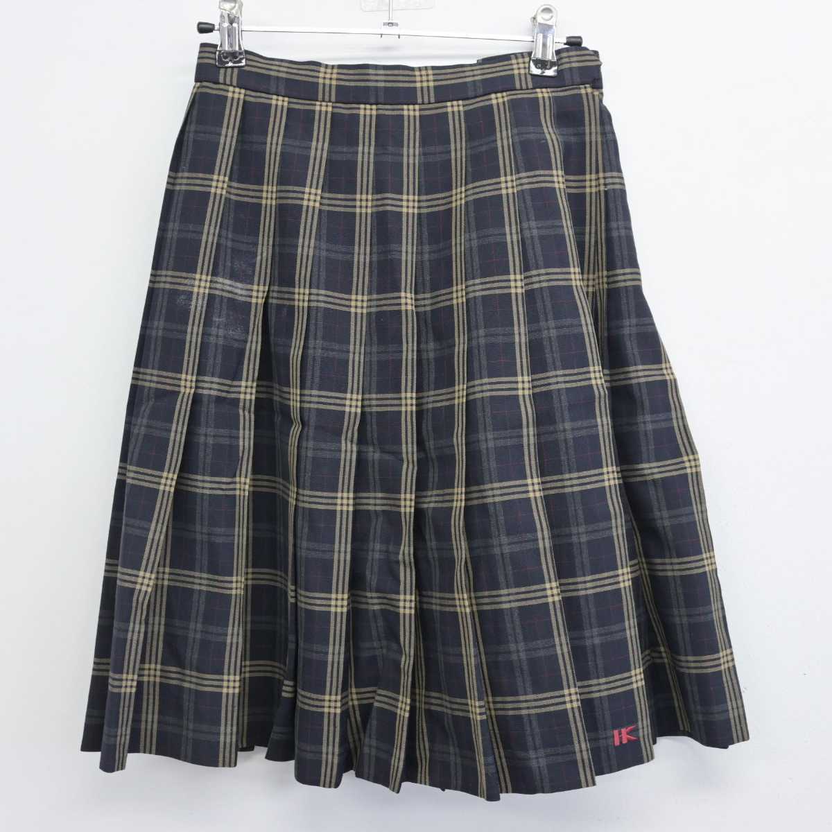 【中古】滋賀県 滋賀学園高等学校 女子制服 3点 (ニットベスト・スカート) sf056023