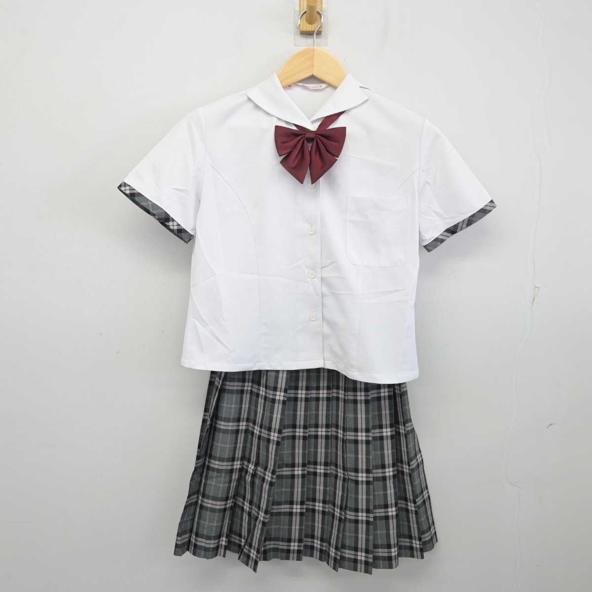 【中古】北海道 札幌日本大学中学校･高等学校 女子制服 3点 (シャツ・スカート) sf056089