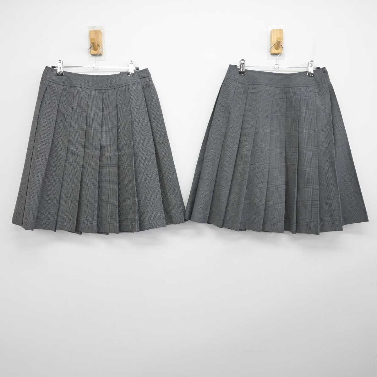 【中古】大阪府 芥川高等学校 女子制服 4点 (ブレザー・スカート) sf056105