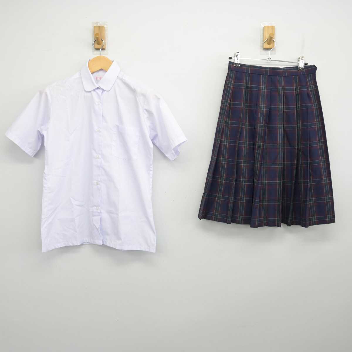 【中古】栃木県 鬼怒中学校 女子制服 2点 (シャツ・スカート) sf056108